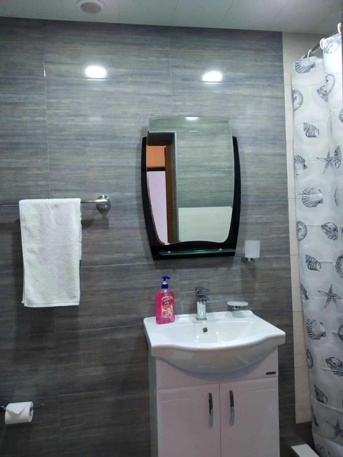 Apartment Near Sasundci Davit Metro Station Yerevan Luaran gambar
